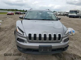 2015 Jeep Cherokee Latitude with VIN 1C4PJLCB6FW689705, listed as a Copart auction lot 54530445 with 181,173 mi miles and Salvage Title. Bid and sale history available at carsss.com. Image 5.