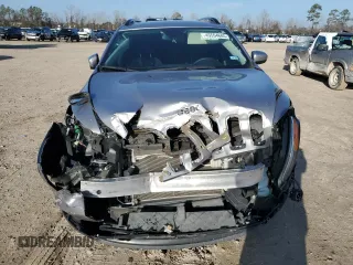 2018 Jeep Cherokee Latitude with VIN 1C4PJLCB8JD553225, listed as a Copart auction lot 45554685 with 81,331 mi miles and Salvage Title. Bid and sale history available at carsss.com. Image 5.