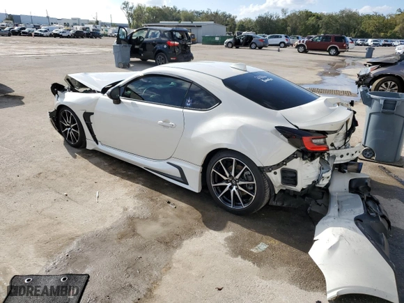 2022 Toyota GR86 with VIN JF1ZNBB13N9755260, listed as a Copart auction lot 86781454 with 27,482 mi miles and Non Repairable. Bid and sale history available at carsss.com. Image 2.