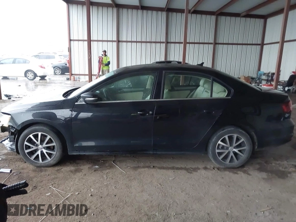 2018 Volkswagen Jetta SE with VIN 3VWDB7AJ3JM214858, listed as a IAAI auction lot 42151137 with 100,346 mi miles and . Bid and sale history available at DreamBid. Image 15.