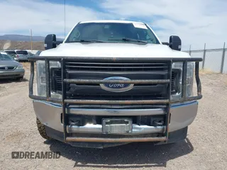 2017 Ford F-250 Lariat с VIN 1FT7W2B62HEE33764, выставлен на аукционе IAAI как лот 42178302 с пробегом 188 328 миль миль и . История ставок и продаж доступна на DreamBid. Изображение 12.
