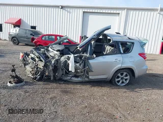 2011 Toyota RAV4 Limited с VIN 2T3DF4DVXBW127124, выставлен на аукционе IAAI как лот 41102894 с пробегом Не указан миль и . История ставок и продаж доступна на DreamBid. Изображение 14.