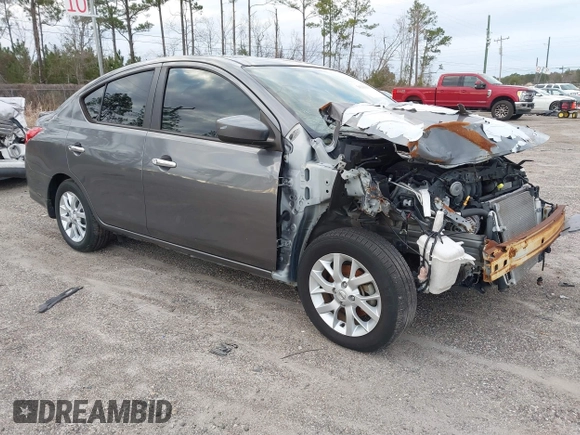 2018 Nissan Versa SV with VIN 3N1CN7AP3JL833124, listed as a IAAI auction lot 41394715 with 42,365 mi miles. Bid and sale history available at carsss.com. Image 1.
