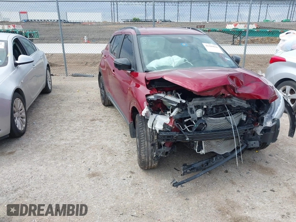 2021 Nissan Kicks SR z VIN 3N1CP5DV4ML565827, wystawiony jako IAAI lot #42369030 z przebiegiem 25 681 mil mil oraz . Historia ofert i sprzedaży dostępna na DreamBid. Obrazek 1.