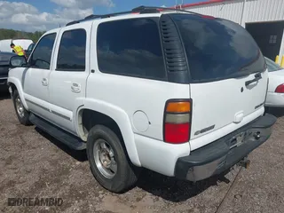 2004 Chevrolet Tahoe LT with VIN 1GNEC13Z44R192822, listed as a IAAI auction lot 41797924 with 211,818 mi miles. Bid and sale history available at carsss.com. Image 3.