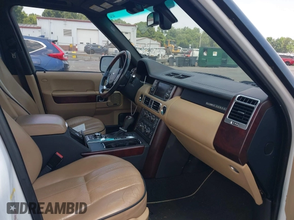 2012 Land Rover Range Rover HSE Lux with VIN SALMF1D43CA372930, listed as a IAAI auction lot 42601061 with 175,584 mi miles and . Bid and sale history available at DreamBid. Image 5.