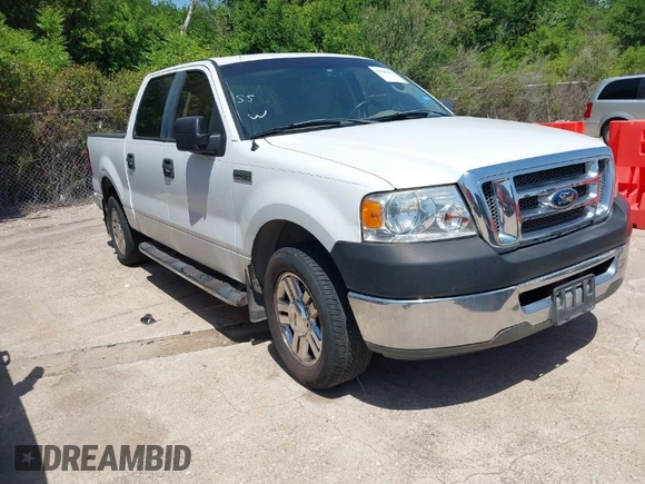 2008 Ford F-150 XLT with VIN 1FTPW12V08FA77181, listed as a IAAI auction lot 42005079 with 194,893 mi miles. Bid and sale history available at carsss.com. Image 1.