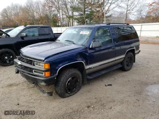 1999 Chevrolet Tahoe with VIN 3GNEK18R1XG208636, listed as a Copart auction lot 83521334 with 146,408 mi miles and Clean Title. Bid and sale history available at carsss.com. Image 1.