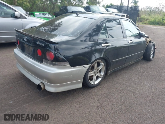 2001 Lexus IS 300/350 z VIN JTHBD182010001514, wystawiony jako IAAI lot #42122096 z przebiegiem 138 025 mil mil oraz . Historia ofert i sprzedaży dostępna na DreamBid. Obrazek 4.
