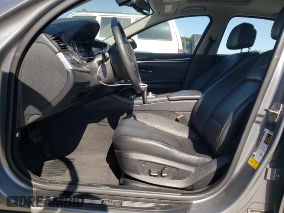 2012 BMW 5 Series 528i with VIN WBAXG5C54CDX06011, listed as a Copart auction lot 55601955 with 146,637 mi miles and Clean Title. Bid and sale history available at carsss.com. Image 7.