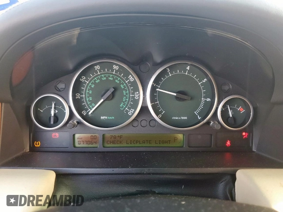 2006 Land Rover Range Rover HSE z VIN SALMF15466A215475, wystawiony jako Copart lot #64760595 z przebiegiem 77 064 mil mil oraz Czysty tytuł • Clean title. Historia ofert i sprzedaży dostępna na DreamBid. Obrazek 9.