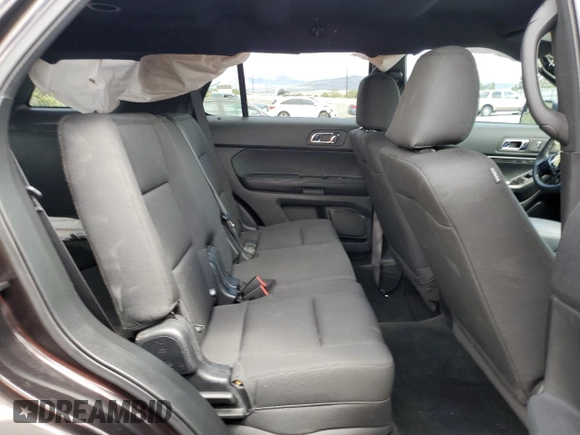 2017 Ford Police Interceptor Utility z VIN 1FM5K8AR1HGC86676, wystawiony jako Copart lot #56984885 z przebiegiem 88 933 mil mil oraz Tytuł czysty. Historia ofert i sprzedaży dostępna na DreamBid. Obrazek 11.