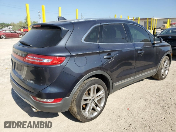 2015 Lincoln MKC with VIN 5LMCJ2A91FUJ14165, listed as a Copart auction lot 56374705 with 138,053 mi miles and Clean Title. Bid and sale history available at DreamBid. Image 3.