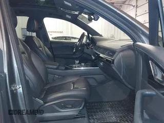 2017 Audi Q7 Premium Plus with VIN WA1LAAF71HD056659, listed as a IAAI auction lot 41729649 with 105,685 mi miles. Bid and sale history available at carsss.com. Image 5.