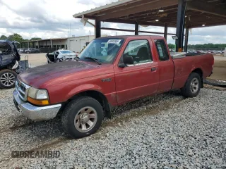 2000 Ford Ranger XL z VIN 1FTYR14V1YTA84702, wystawiony jako Copart lot #58605585 z przebiegiem 190 036 mil mil oraz Czysty tytuł • Clean title. Historia ofert i sprzedaży dostępna na DreamBid. Obrazek 1.