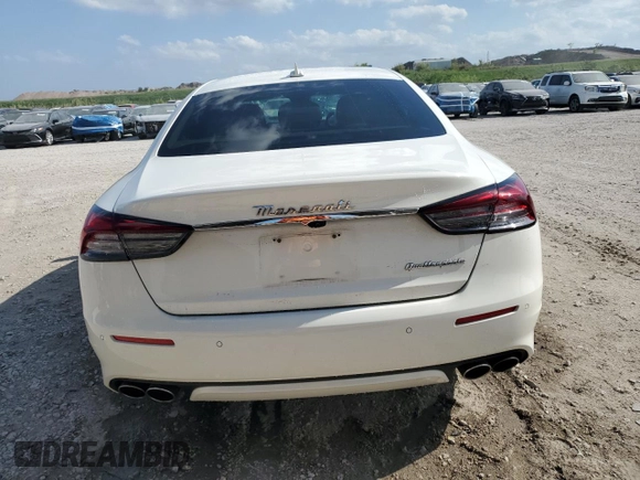 2022 Maserati Quattroporte GT z VIN ZAM56XPA8N1391441, wystawiony jako Copart lot #52809735 z przebiegiem 26 405 mil mil oraz Szkoda całkowita • Salvage title. Historia ofert i sprzedaży dostępna na DreamBid. Obrazek 6.