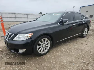 2011 Lexus LS 460 z VIN JTHCL5EF9B5012473, wystawiony jako Copart lot #62384625 z przebiegiem 166 149 mil mil oraz Czysty tytuł • Clean title. Historia ofert i sprzedaży dostępna na DreamBid. Obrazek 1.