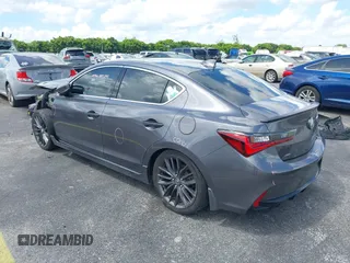 2019 Acura ILX w/Premium/A-Spec Pkg with VIN 19UDE2F8XKA003403, listed as a IAAI auction lot 40404184 with 68,680 mi miles. Bid and sale history available at carsss.com. Image 3.