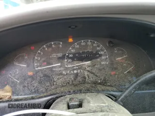 1996 Ford Explorer XL z VIN 1FMDU32X5TUD14799, wystawiony jako Copart lot #54529405 z przebiegiem 195 730 mil mil oraz Szkoda całkowita • Salvage title. Historia ofert i sprzedaży dostępna na DreamBid. Obrazek 9.