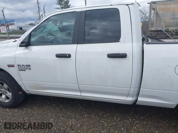 2019 Ram 1500 Express z VIN 1C6RR7FT7KS725455, wystawiony jako IAAI lot #40822242 z przebiegiem 120 799 mil mil oraz . Historia ofert i sprzedaży dostępna na DreamBid. Obrazek 14.