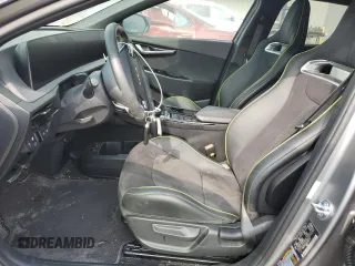 2024 Kia EV6 GT z VIN KNDC5DLE5R5162106, wystawiony jako Copart lot #78088864 z przebiegiem 16 824 mil mil oraz Szkoda całkowita • Salvage title. Historia ofert i sprzedaży dostępna na DreamBid. Obrazek 7.