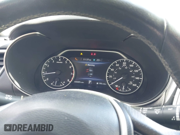 2017 Nissan Maxima SV with VIN 1N4AA6AP0HC396771, listed as a IAAI auction lot 41441040 with 144,489 mi miles. Bid and sale history available at carsss.com. Image 7.