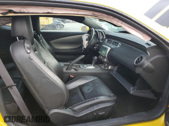 2013 Chevrolet Camaro LT with VIN 2G1FC1E32D9153512, listed as a Copart auction lot 89239295 with 148,336 mi miles and Salvage title. Bid and sale history available at DreamBid. Image 8.