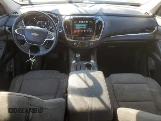 2019 Chevrolet Traverse LT Cloth with VIN 1GNEVGKW3KJ243291, listed as a Copart auction lot 82476534 with 131,729 mi miles and Salvage Title. Bid and sale history available at carsss.com. Image 8.