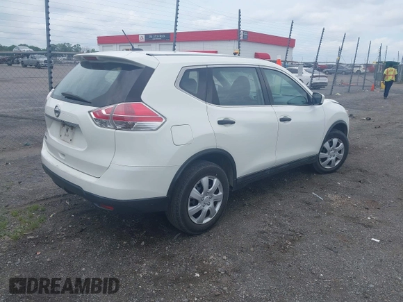 2016 Nissan Rogue SV with VIN 5N1AT2MT8GC741903, listed as a IAAI auction lot 42129112 with 188,576 mi miles. Bid and sale history available at carsss.com. Image 4.