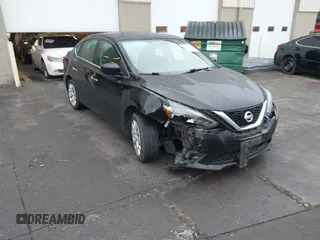 2019 Nissan Sentra S z VIN 3N1AB7AP5KY302916, wystawiony jako IAAI lot #41313906 z przebiegiem 64 851 mil mil oraz . Historia ofert i sprzedaży dostępna na DreamBid. Obrazek 1.