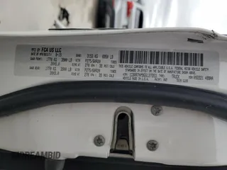 2016 Ram 1500 Laramie z VIN 1C6RR7NM9GS127353, wystawiony jako Copart lot #51523755 z przebiegiem Nie podano mil oraz Szkoda całkowita • Salvage title. Historia ofert i sprzedaży dostępna na DreamBid. Obrazek 12.