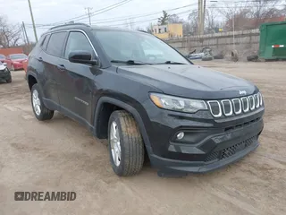2022 Jeep Compass Latitude with VIN 3C4NJDBB6NT117925, listed as a IAAI auction lot 41779788 with 58,480 mi miles and . Bid and sale history available at DreamBid. Image 1.