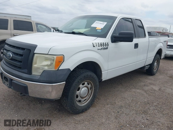 2011 Ford F-150 XL with VIN 1FTEX1EM6BKD47410, listed as a IAAI auction lot 41575535 with 372,634 mi miles and . Bid and sale history available at carsss.com. Image 16.
