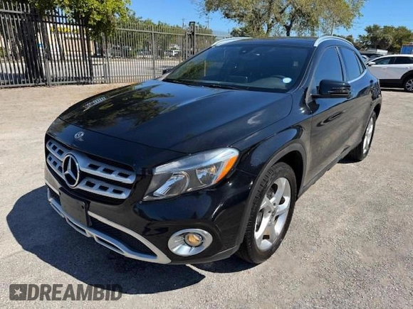 2018 Mercedes-Benz GLA 250 z VIN WDCTG4EB3JJ450631, wystawiony jako Copart lot #55705955 z przebiegiem 92 384 mil mil oraz Nie do naprawy • Non repairable. Historia ofert i sprzedaży dostępna na DreamBid. Obrazek 1.