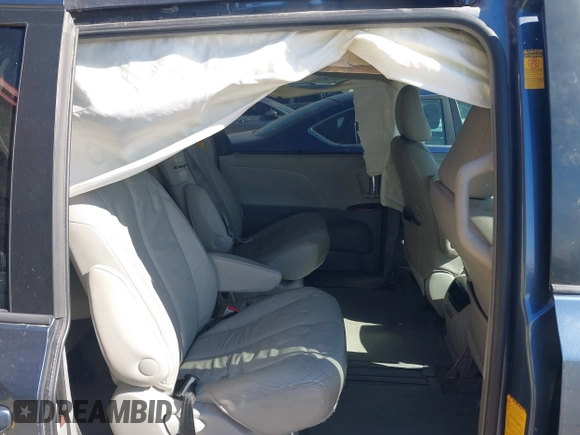 2014 Toyota Sienna XLE with VIN 5TDYK3DC2ES500586, listed as a IAAI auction lot 41995867 with 148,861 mi miles and . Bid and sale history available at DreamBid. Image 8.
