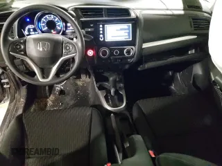 2020 Honda Fit EX z VIN 3HGGK5H84LM700266, wystawiony jako Copart lot #47895033 z przebiegiem 19 294 mil mil oraz . Historia ofert i sprzedaży dostępna na DreamBid. Obrazek 8.