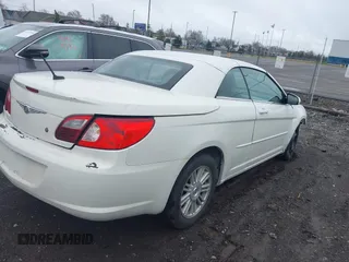 2008 Chrysler Sebring Touring with VIN 1C3LC55R08N260653, listed as a IAAI auction lot 41920159 with 114,543 mi miles and . Bid and sale history available at DreamBid. Image 4.