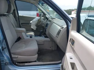 2008 Mercury Mariner with VIN 4M2CU81178KJ28804, listed as a IAAI auction lot 42123626 with 168,134 mi miles and . Bid and sale history available at DreamBid. Image 5.