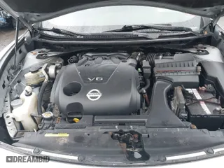 2011 Nissan Maxima 3.5 S with VIN 1N4AA5AP2BC828410, listed as a IAAI auction lot 41808564 with 266,273 mi miles. Bid and sale history available at carsss.com. Image 10.