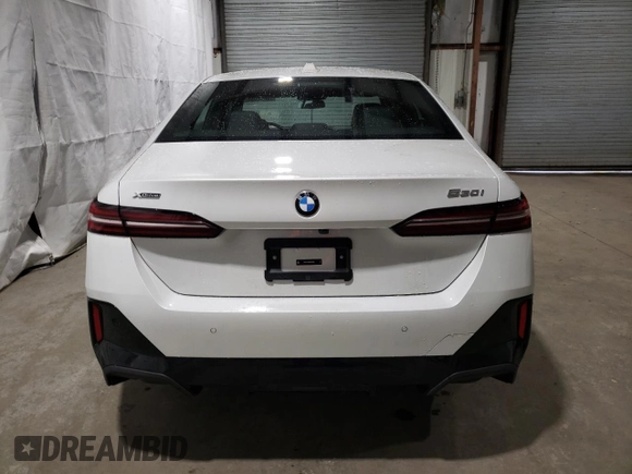 2024 BMW 5 Series 530i xDrive with VIN WBA53FJ06RCS73662, listed as a Copart auction lot 81284644 with 10,273 mi miles and Clean Title. Bid and sale history available at carsss.com. Image 6.
