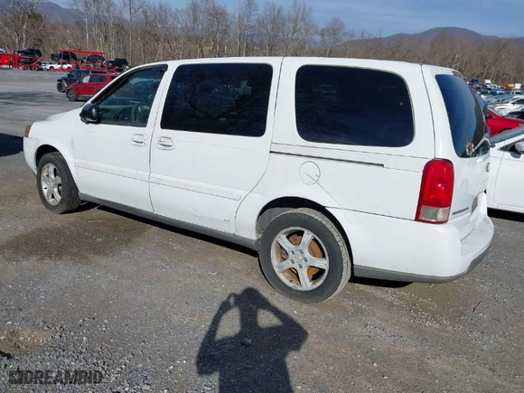 2005 Chevrolet Uplander LS with VIN 1GNDV23L25D293573, listed as a IAAI auction lot 41472132 with 208,714 mi miles. Bid and sale history available at carsss.com. Image 3.