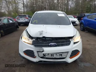 2013 Ford Escape S with VIN 1FMCU0F74DUD11737, listed as a IAAI auction lot 41907667 with 194,557 mi miles. Bid and sale history available at carsss.com. Image 12.