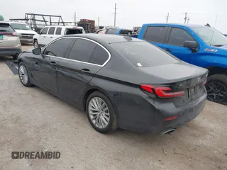 2021 BMW 5 Series 530i xDrive with VIN WBA13BJ09MWX25425, listed as a IAAI auction lot 41536891 with 69,688 mi miles and . Bid and sale history available at carsss.com. Image 3.