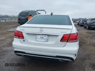 2015 Mercedes-Benz E 350 Luxury with VIN WDDHF8JB1FB105424, listed as a IAAI auction lot 42007986 with 122,308 mi miles and . Bid and sale history available at DreamBid. Image 16.