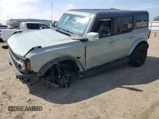 2023 Ford Bronco z VIN 1FMEE5DP2PLA92874, wystawiony jako Copart lot #50434695 z przebiegiem 24 117 mil mil oraz Szkoda całkowita • Salvage title. Historia ofert i sprzedaży dostępna na DreamBid. Obrazek 1.