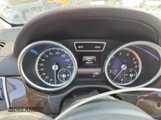 2014 Mercedes-Benz GL 450 with VIN 4JGDF7CE8EA333575, listed as a Copart auction lot 62966655 with 200,197 mi miles and Clean title. Bid and sale history available at DreamBid. Image 9.