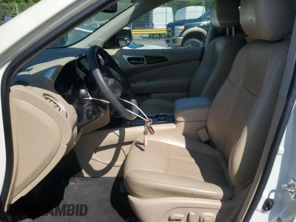 2017 Nissan Pathfinder SV z VIN 5N1DR2MM6HC684445, wystawiony jako Copart lot #59419275 z przebiegiem 104 627 mil mil oraz Czysty tytuł • Clean title. Historia ofert i sprzedaży dostępna na DreamBid. Obrazek 7.