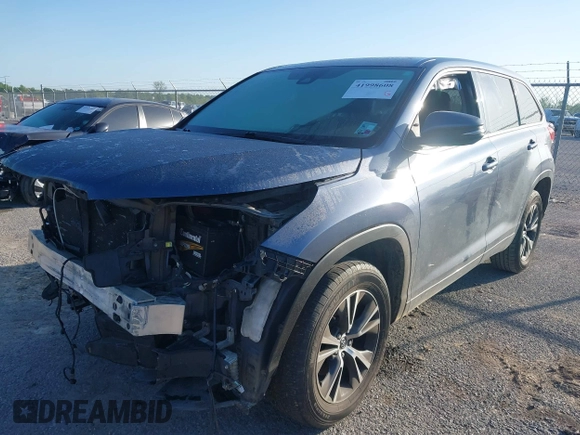2018 Toyota Highlander LE with VIN 5TDZZRFHXJS239522, listed as a IAAI auction lot 41998608 with 98,478 mi miles and . Bid and sale history available at DreamBid. Image 17.