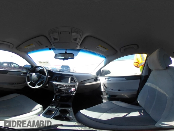 2016 Hyundai Sonata SE with VIN 5NPE24AF0GH305666, listed as a IAAI auction lot 42396430 with Not provided miles and . Bid and sale history available at DreamBid. Image 21.