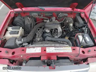 1998 Ford Ranger XL with VIN 1FTYR14C0WPB33327, listed as a IAAI auction lot 41412384 with 210,313 mi miles. Bid and sale history available at carsss.com. Image 10.